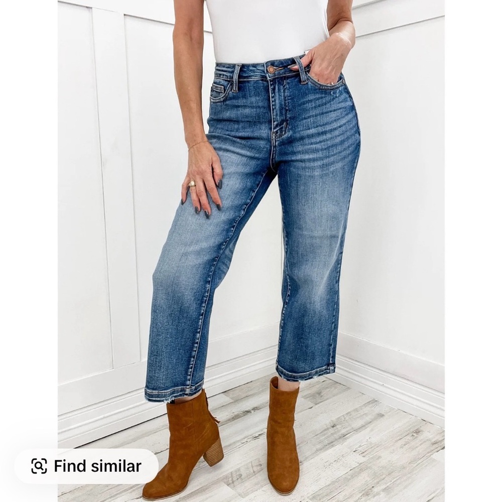 Judy Blue Maeve Vintage Wash Wide Leg Cropped Jeans